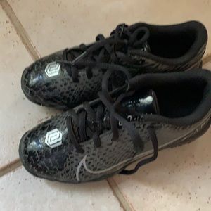 Nike vapor football cleats, GUC-used 1 season
